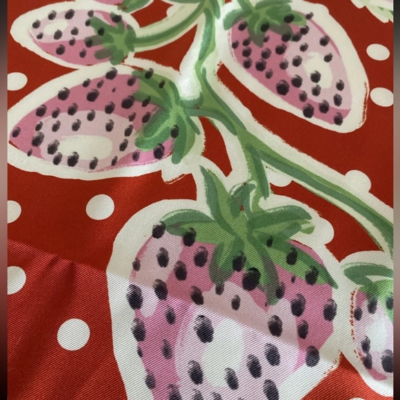 Bally NWT strawberry silk scarf square 35 X 34” - Picture 3 of 11